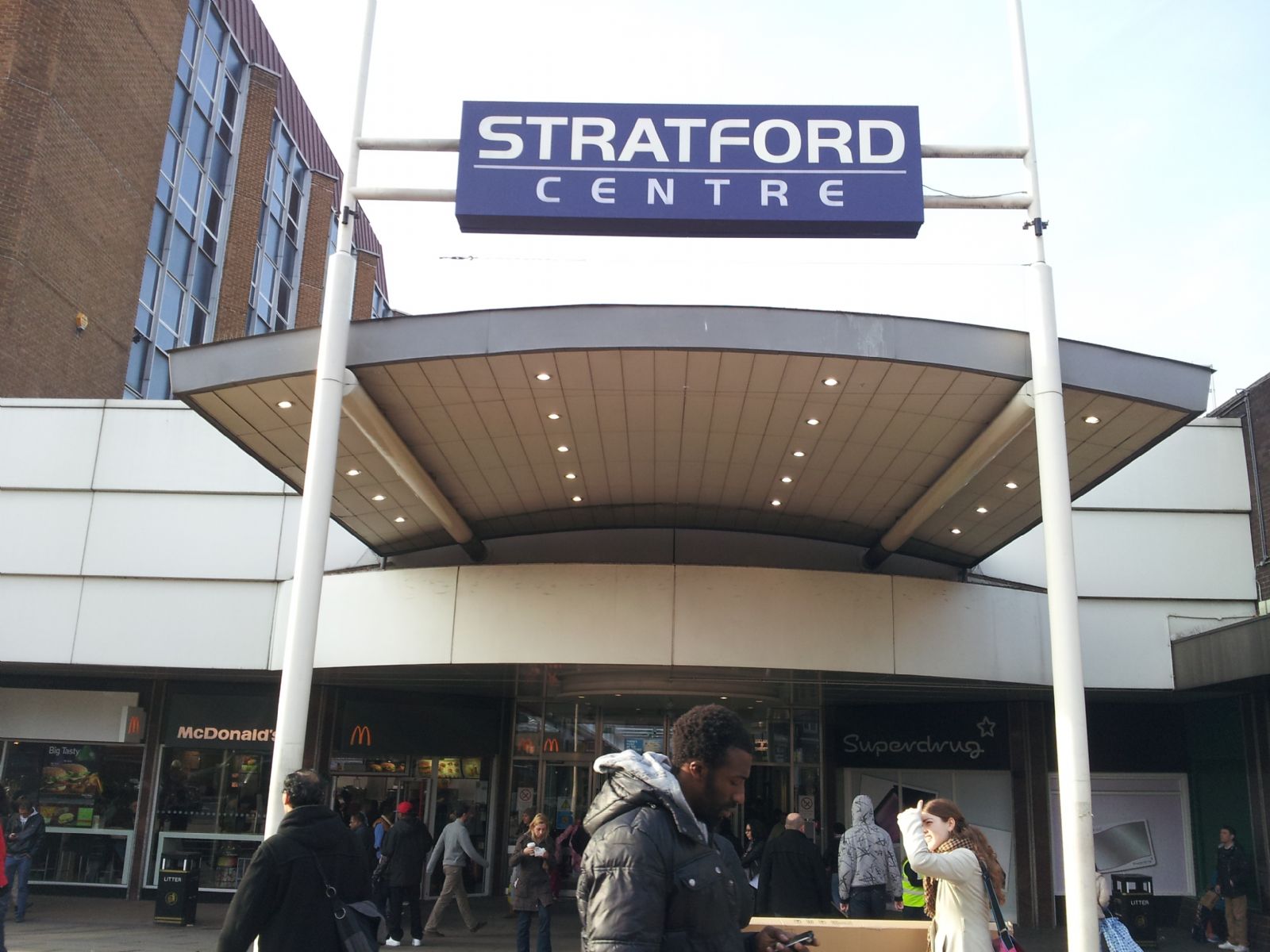 STRATFORD SHOPPING CENTRE
